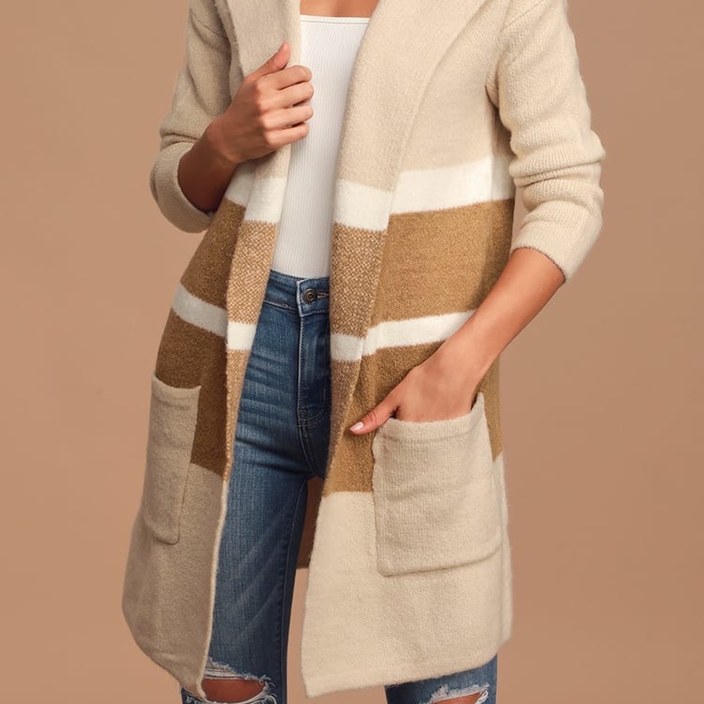 Hooded sweater